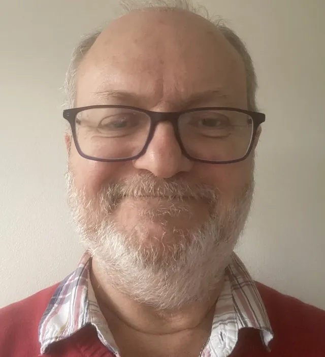 Simon Shelly